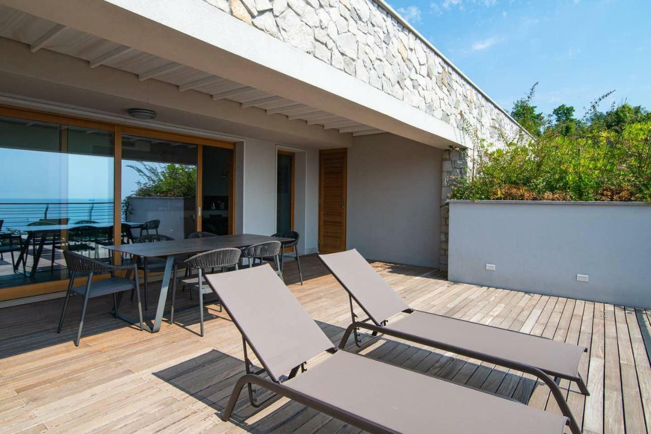 Portopiccolo Luxury Penthouse Apartment Систияна Екстериор снимка