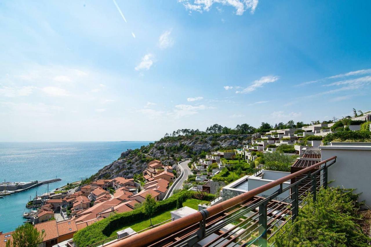 Portopiccolo Luxury Penthouse Apartment Систияна Екстериор снимка