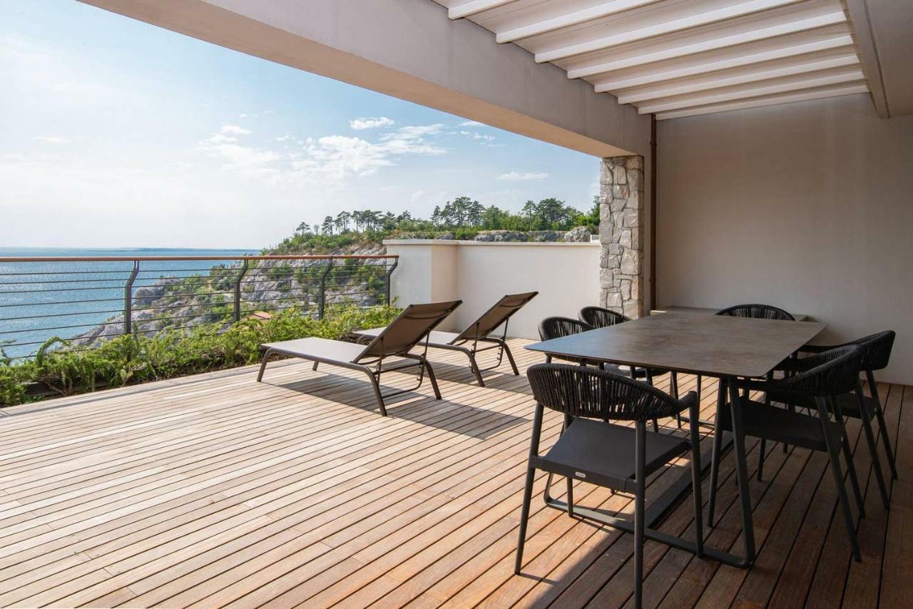 Portopiccolo Luxury Penthouse Apartment Систияна Екстериор снимка